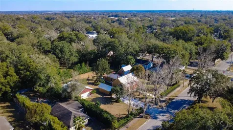 1148 N Grandview Street Mount Dora FL 32757