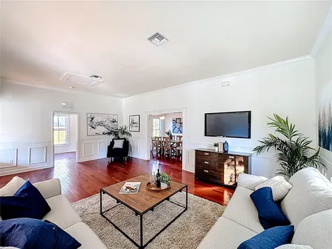 1148 N Grandview Street Mount Dora FL 32757
