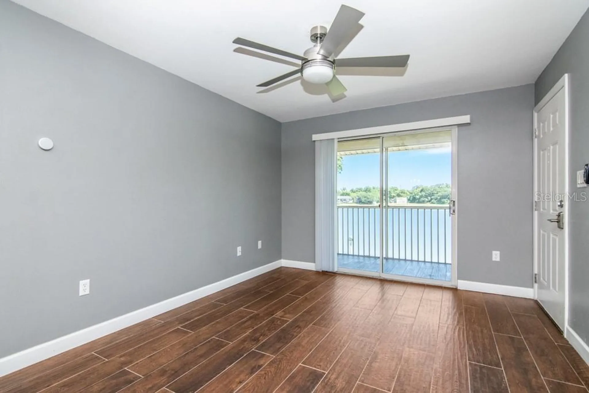 214 Lake Parsons Green Brandon FL 33511