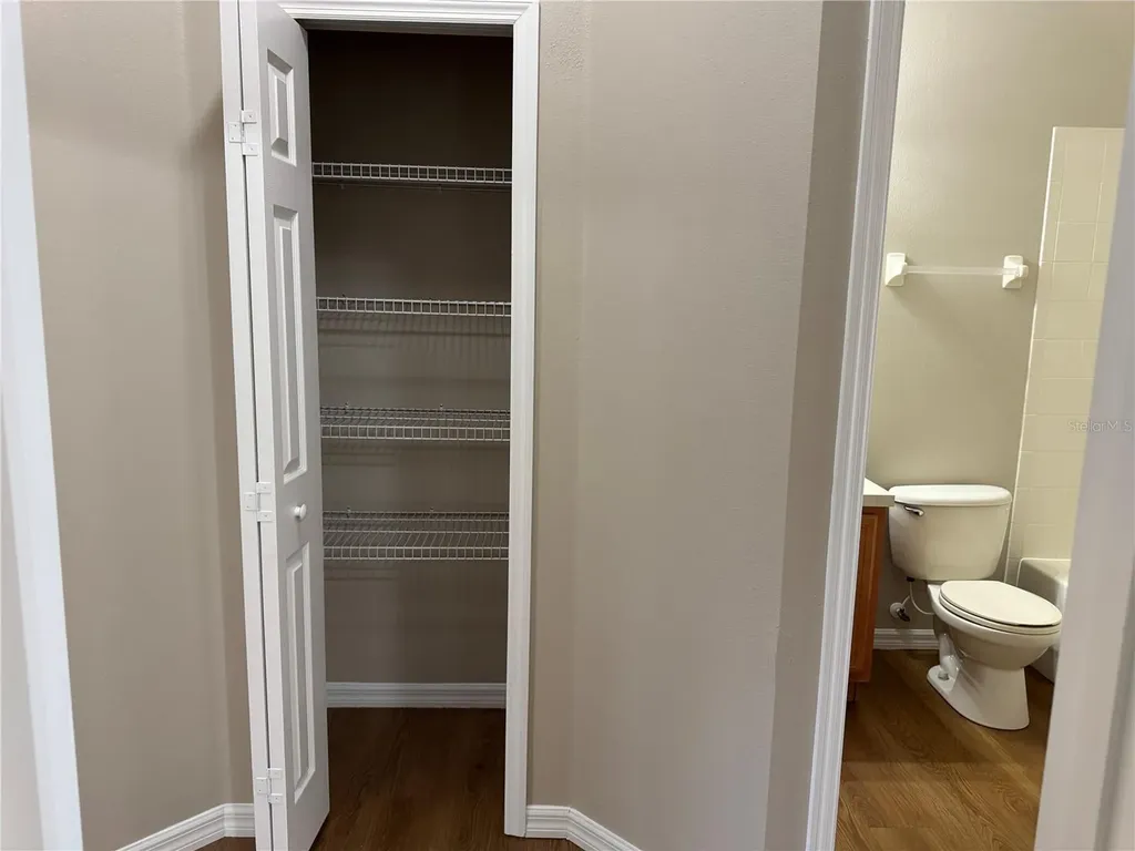 5004 Adair Oak Drive Orlando FL 32829