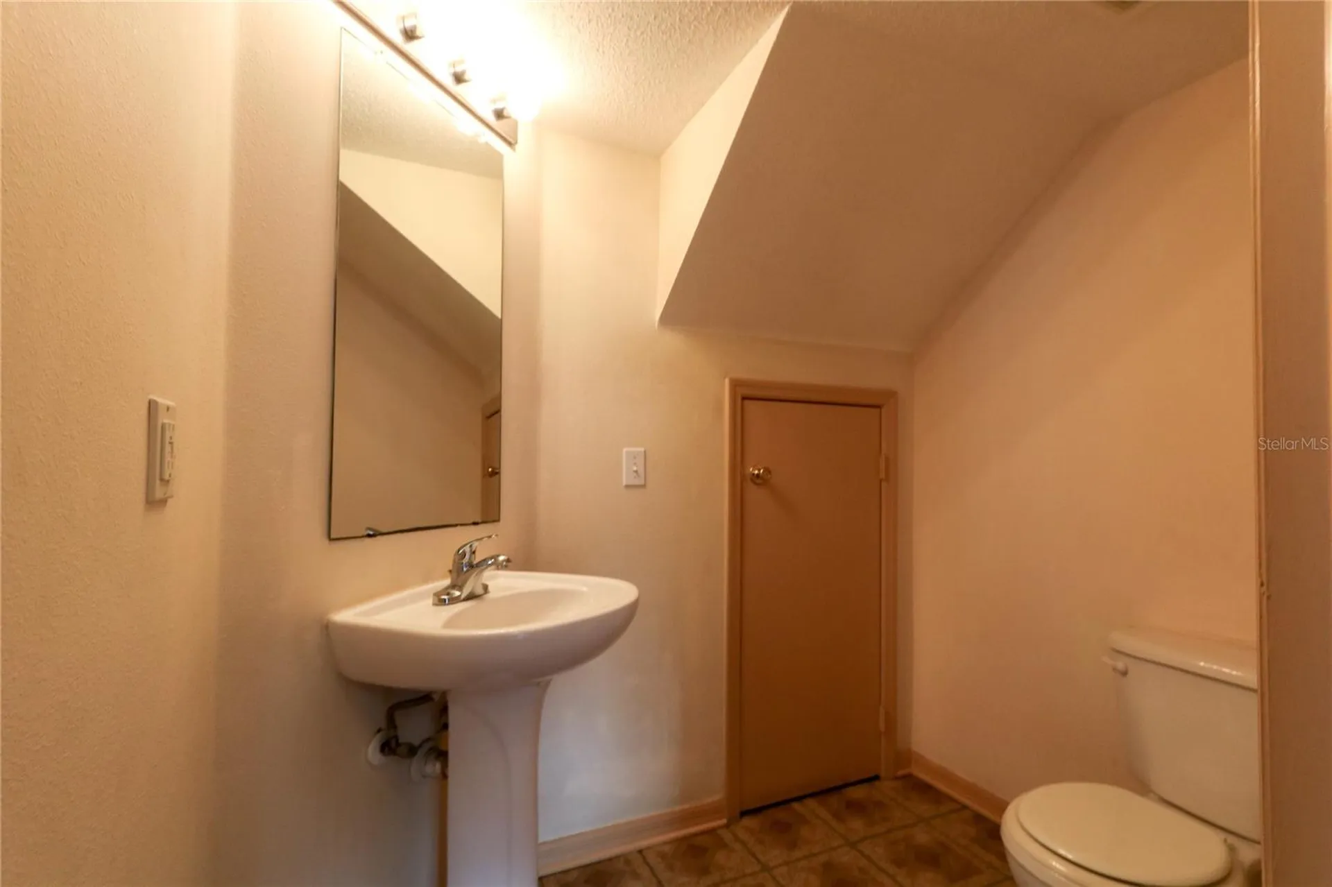 4113 Gradstone Place Tampa FL 33617