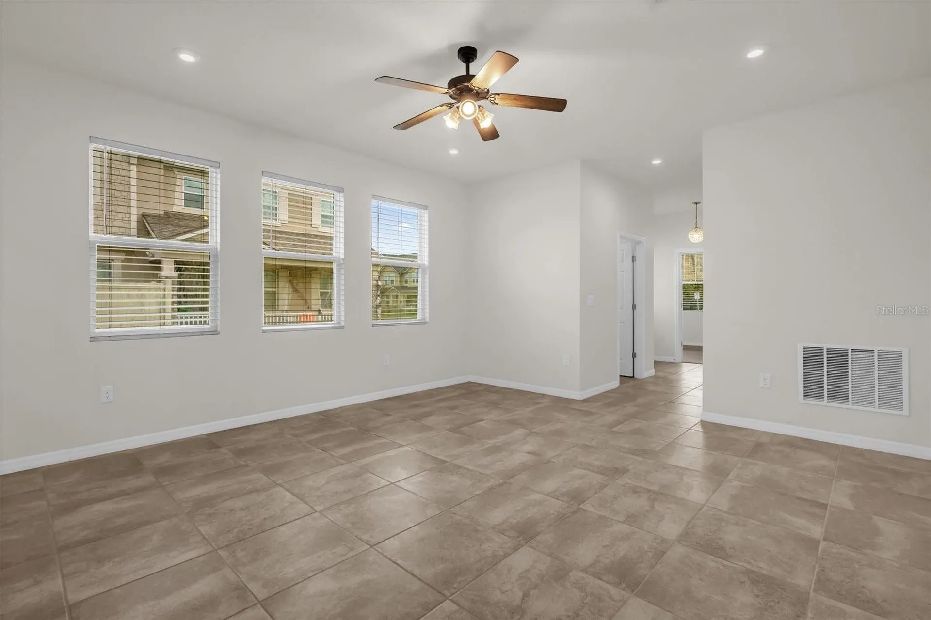 2444 Varenna Loop Kissimmee FL 34741