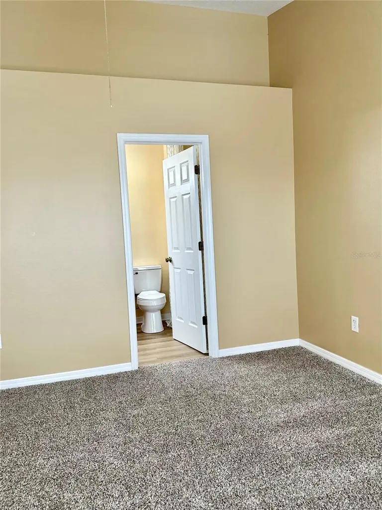 12276 Country White Circle Tampa FL 33635