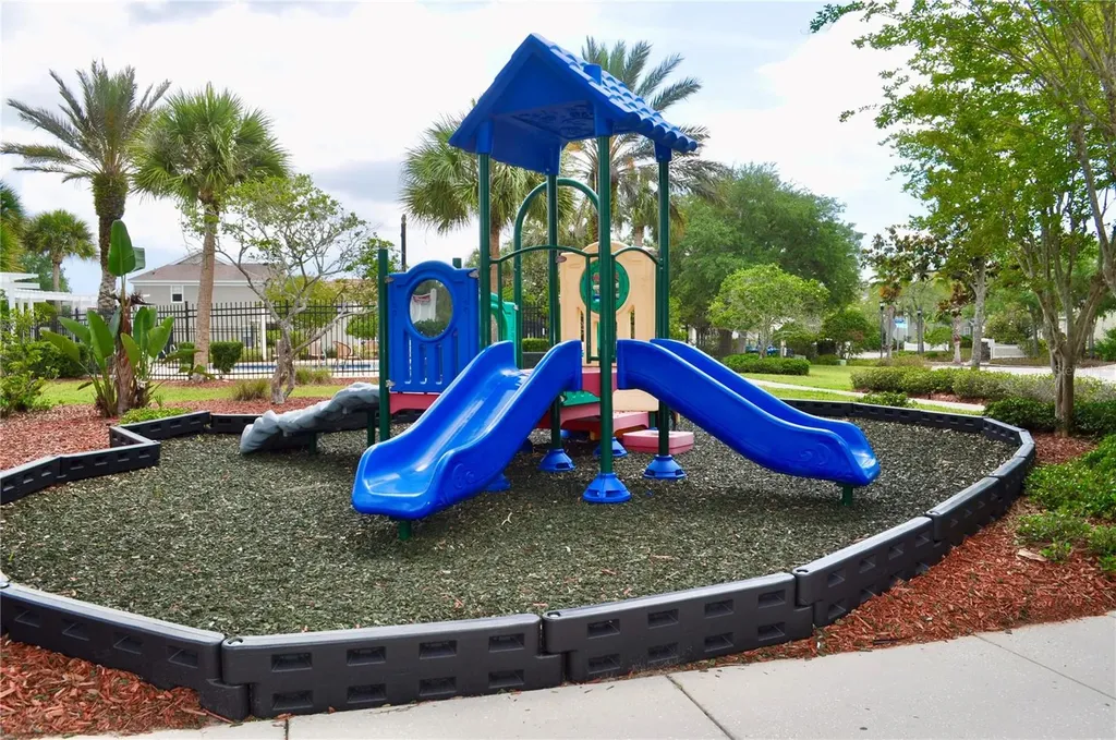12276 Country White Circle Tampa FL 33635