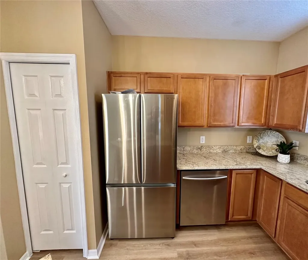 12276 Country White Circle Tampa FL 33635