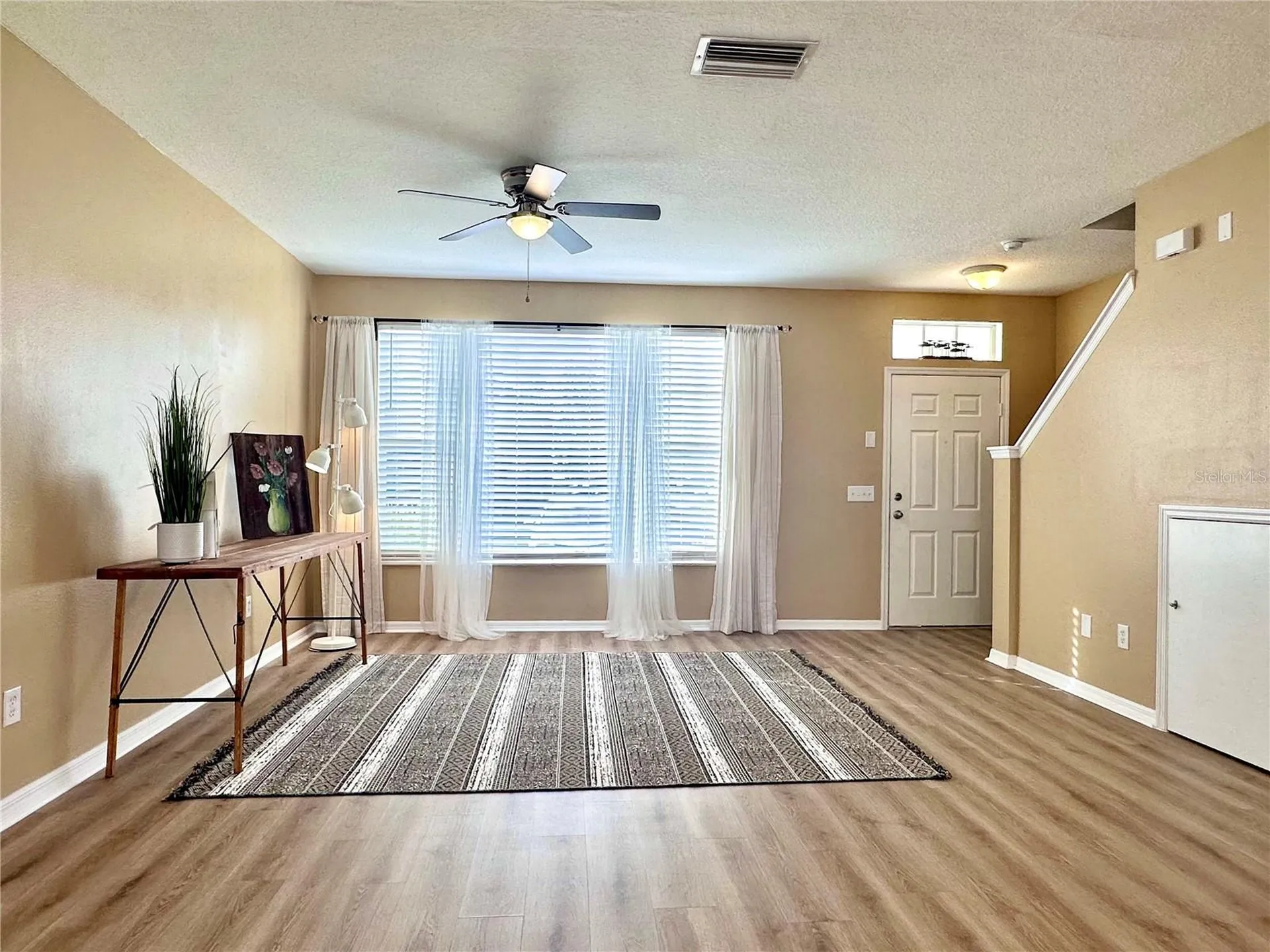 12276 Country White Circle Tampa FL 33635