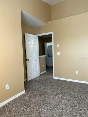 12276 Country White Circle Tampa FL 33635