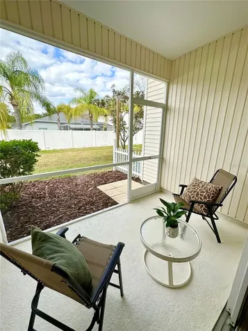 12276 Country White Circle Tampa FL 33635