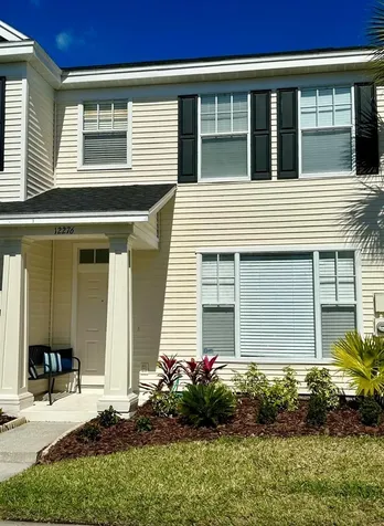 12276 Country White Circle Tampa FL 33635