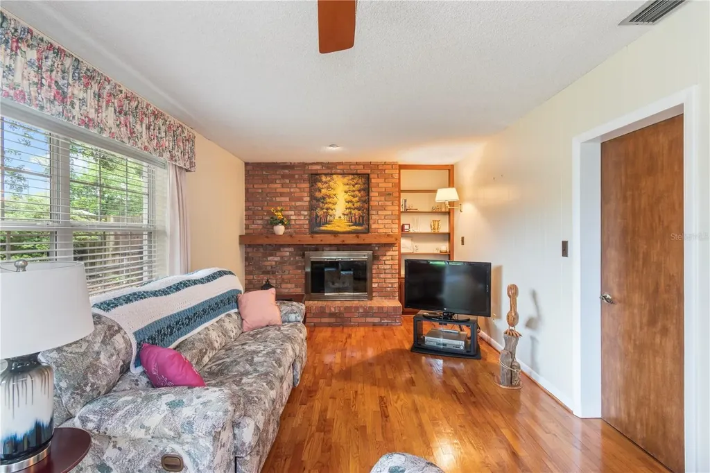 2924 Gulf Drive Orlando FL 32806