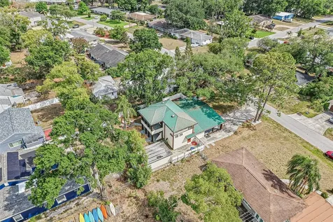 929 W Beacon Avenue Tampa FL 33603
