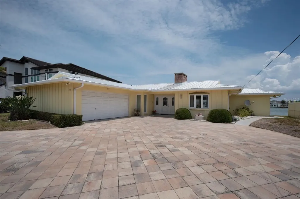 516 Harbor Drive N Indian Rocks Beach FL 33785