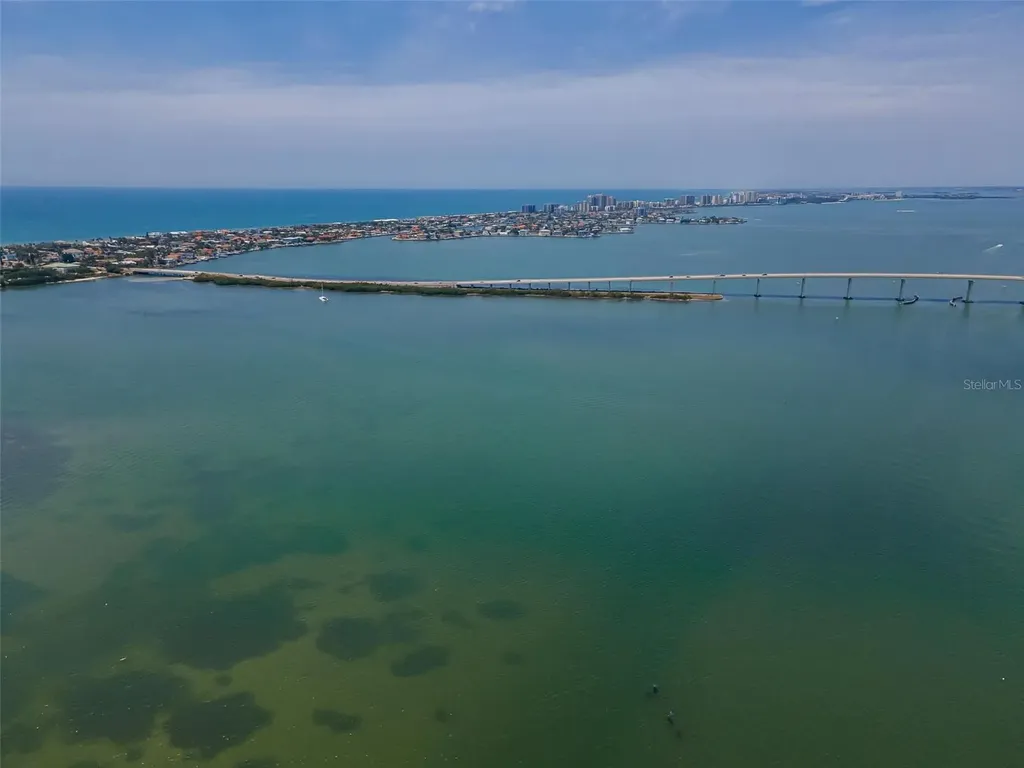 516 Harbor Drive N Indian Rocks Beach FL 33785