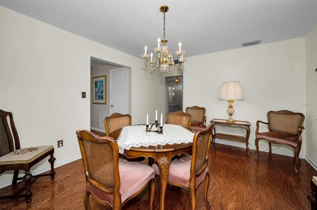 516 Harbor Drive N Indian Rocks Beach FL 33785