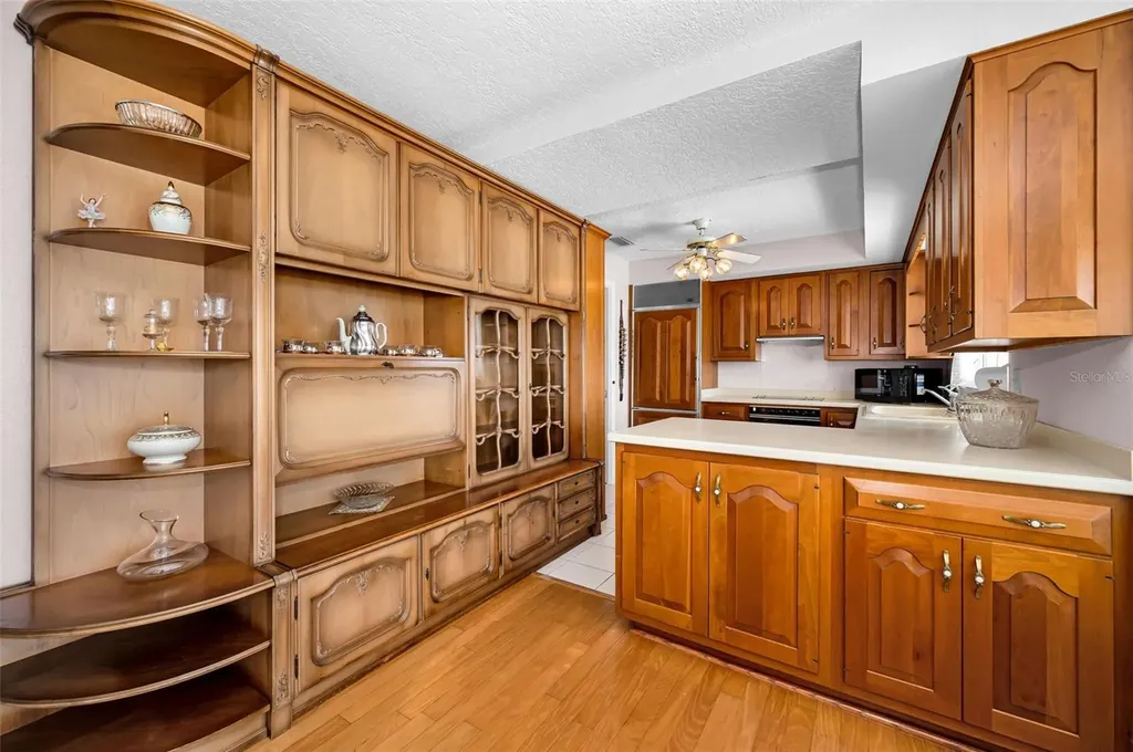 516 Harbor Drive N Indian Rocks Beach FL 33785