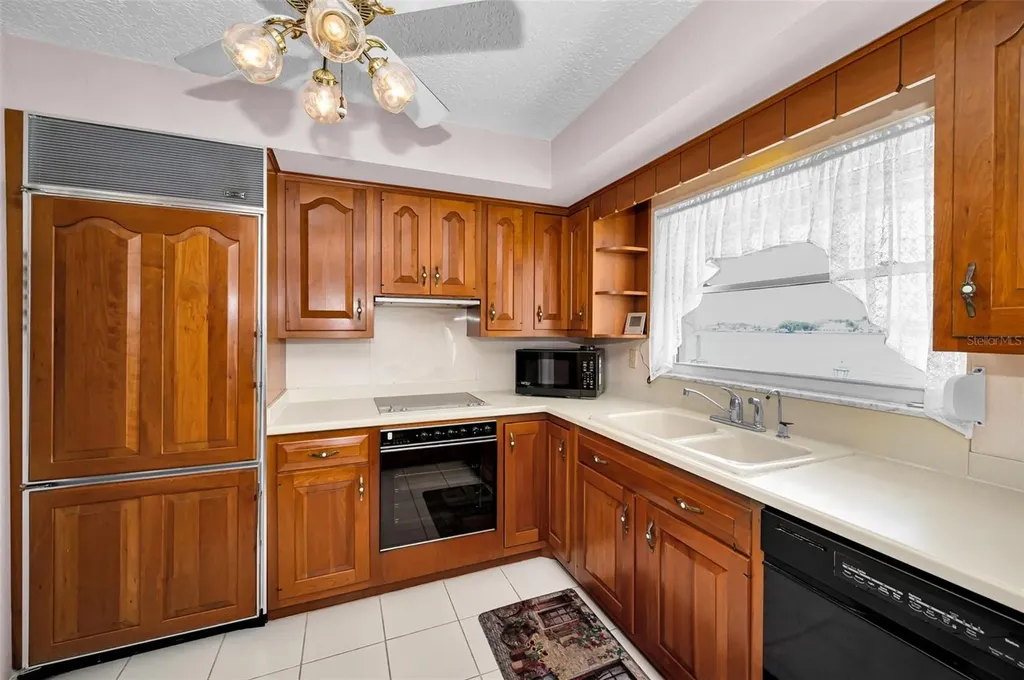 516 Harbor Drive N Indian Rocks Beach FL 33785