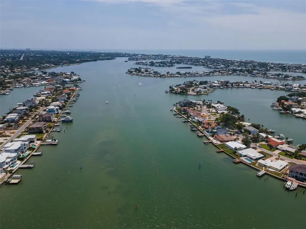 516 Harbor Drive N Indian Rocks Beach FL 33785