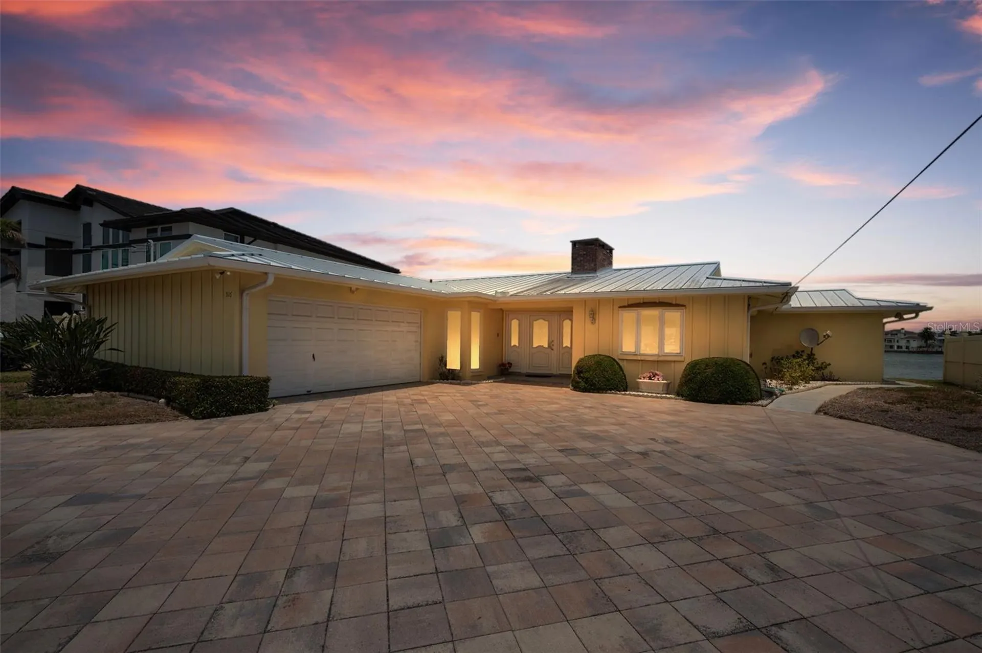 516 Harbor Drive N Indian Rocks Beach FL 33785