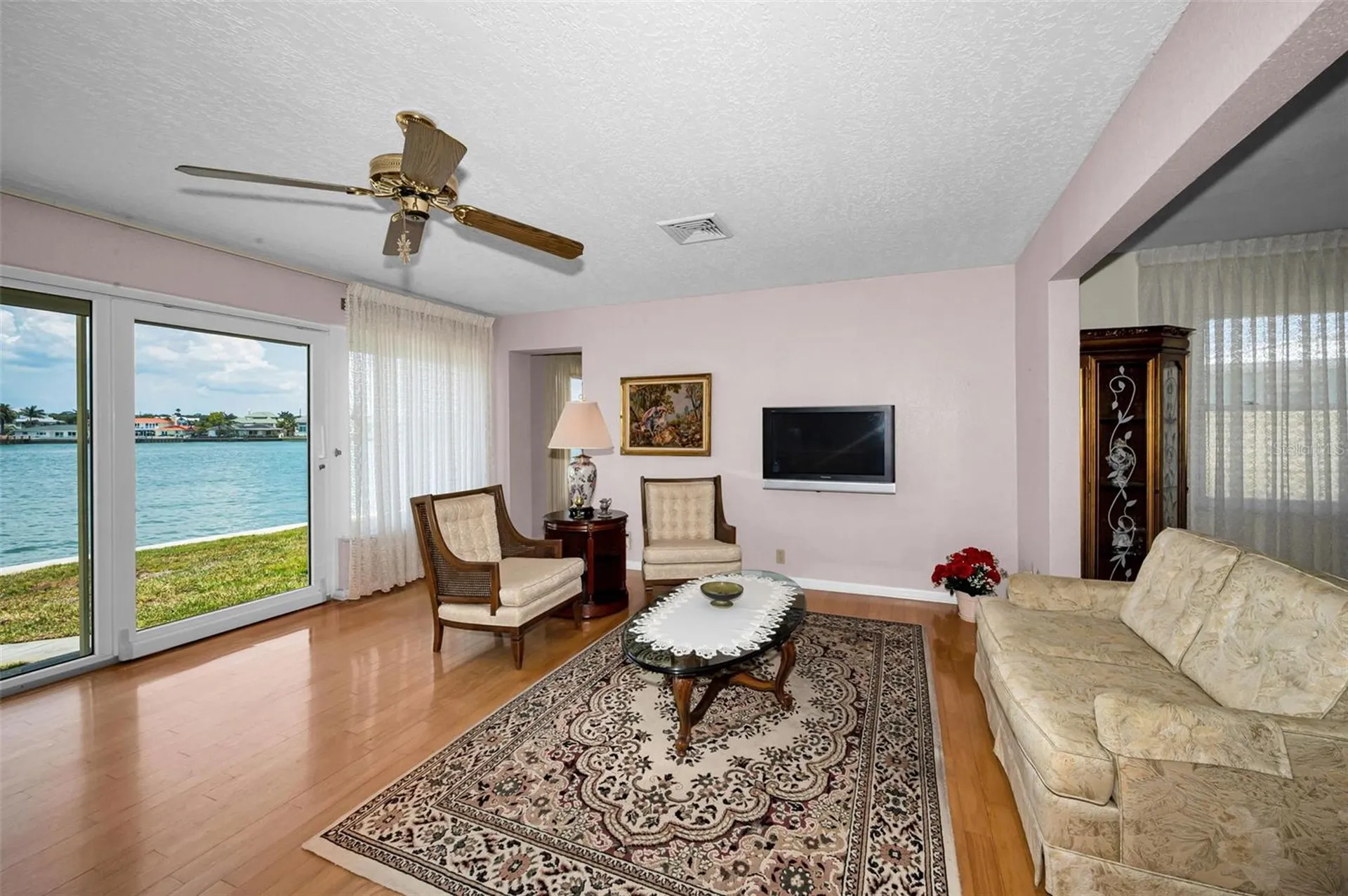 516 Harbor Drive N Indian Rocks Beach FL 33785