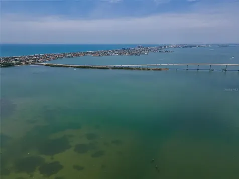 516 Harbor Drive N Indian Rocks Beach FL 33785