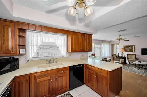 516 Harbor Drive N Indian Rocks Beach FL 33785