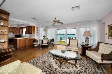 516 Harbor Drive N Indian Rocks Beach FL 33785