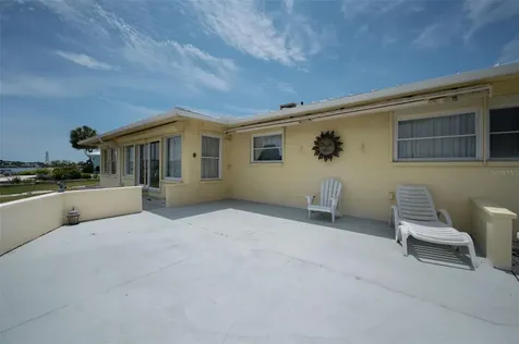 516 Harbor Drive N Indian Rocks Beach FL 33785