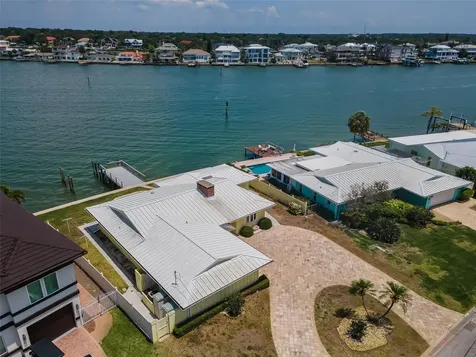 516 Harbor Drive N Indian Rocks Beach FL 33785