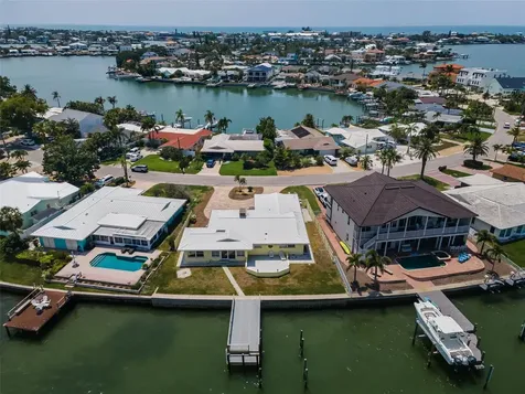 516 Harbor Drive N Indian Rocks Beach FL 33785