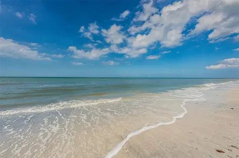 516 Harbor Drive N Indian Rocks Beach FL 33785