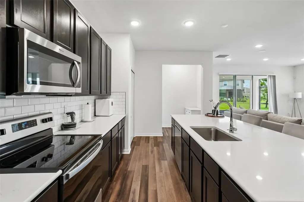 11225 June Briar Loop San Antonio FL 33576
