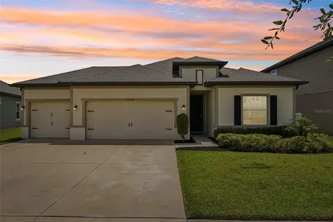 11225 June Briar Loop San Antonio FL 33576
