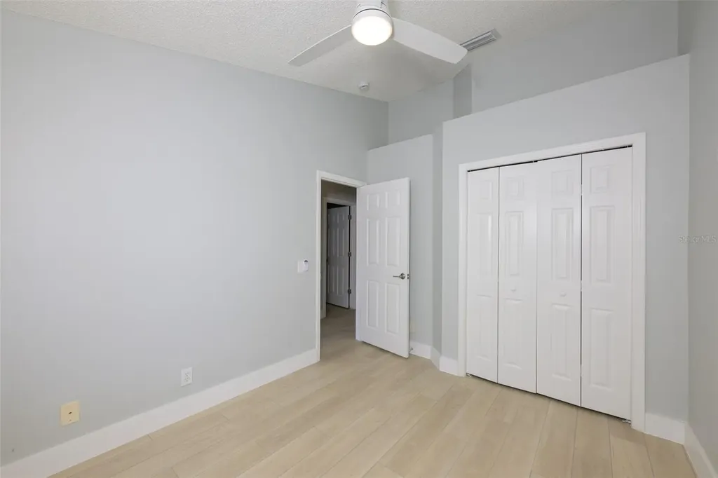 671 Vallance Way NE St Petersburg FL 33716