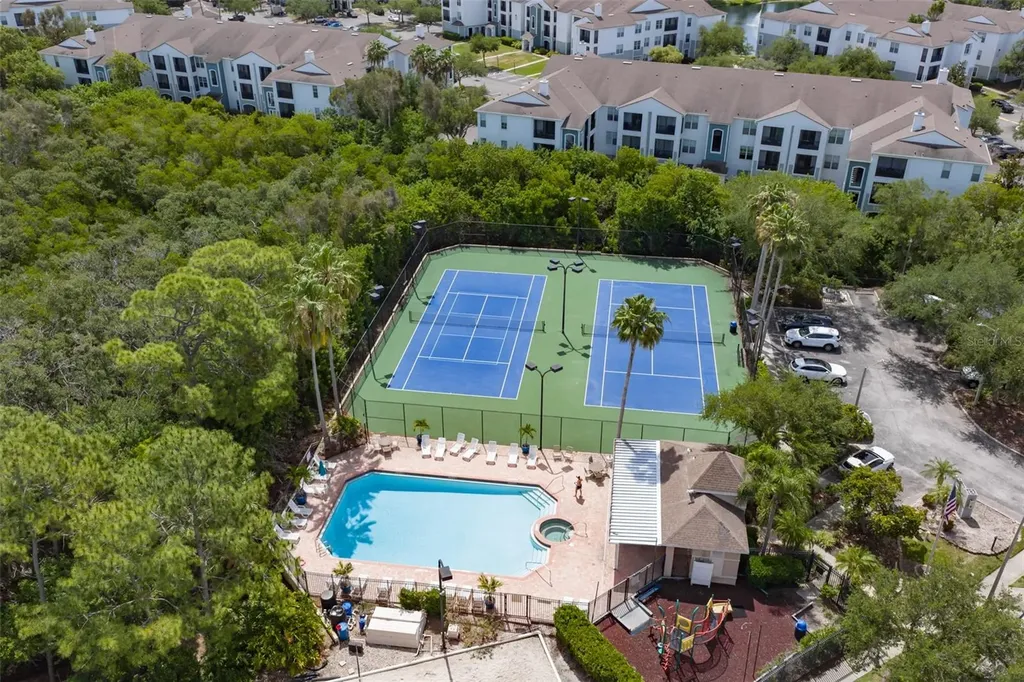 671 Vallance Way NE St Petersburg FL 33716
