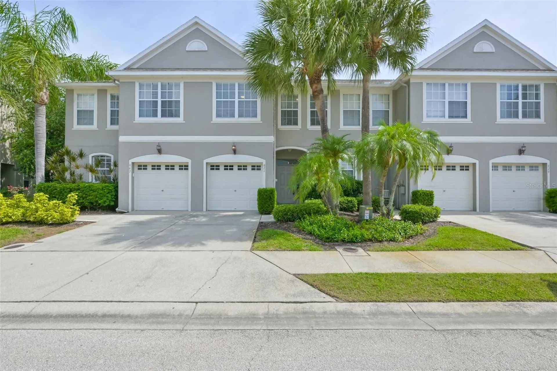 671 Vallance Way NE St Petersburg FL 33716