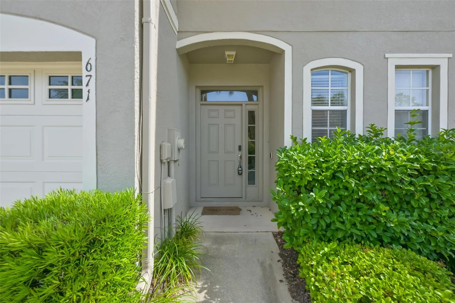 671 Vallance Way NE St Petersburg FL 33716