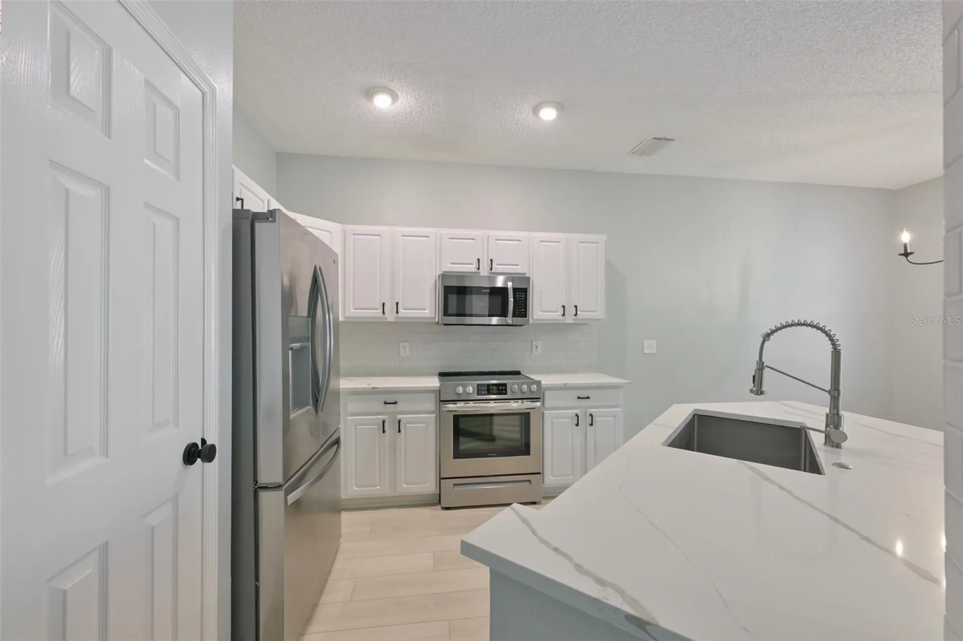 671 Vallance Way NE St Petersburg FL 33716