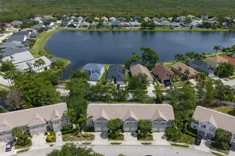 671 Vallance Way NE St Petersburg FL 33716