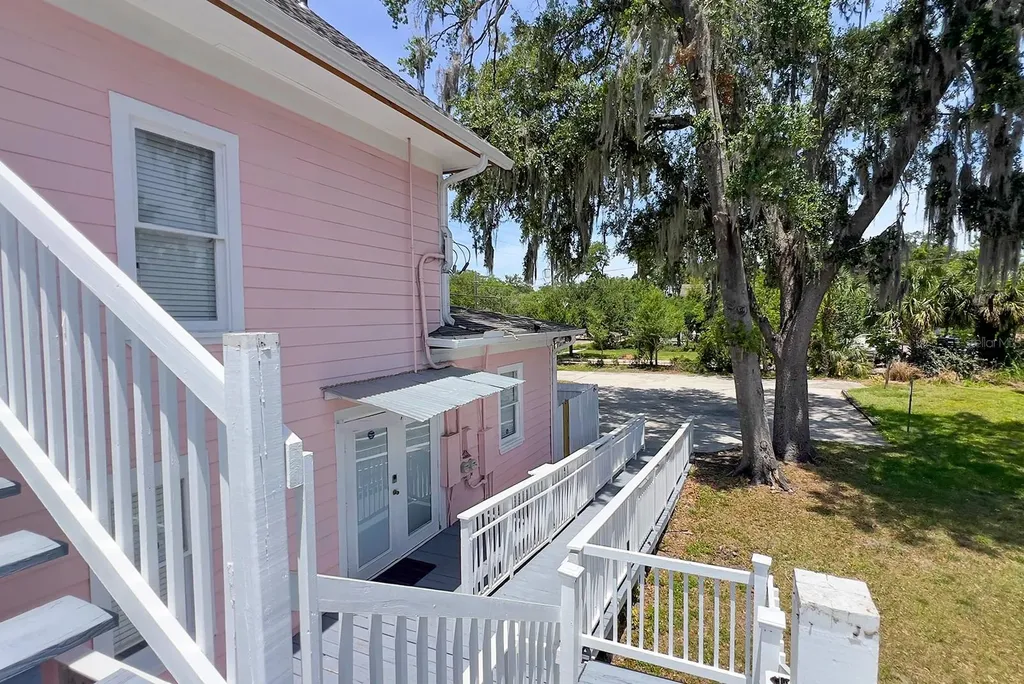 821 Emmett Street Kissimmee FL 34741