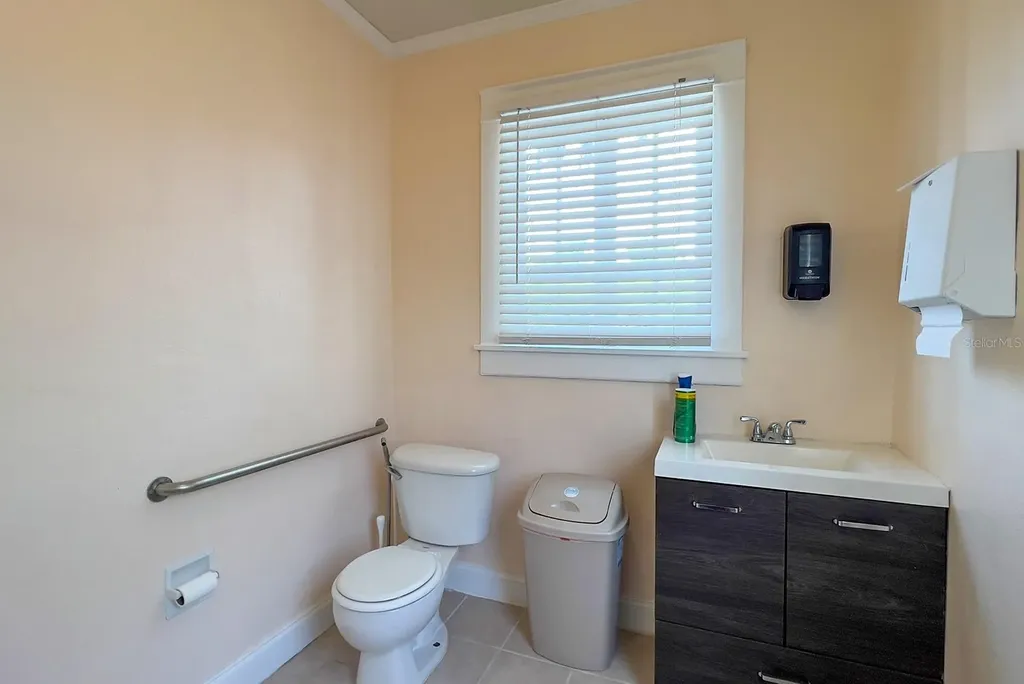 821 Emmett Street Kissimmee FL 34741