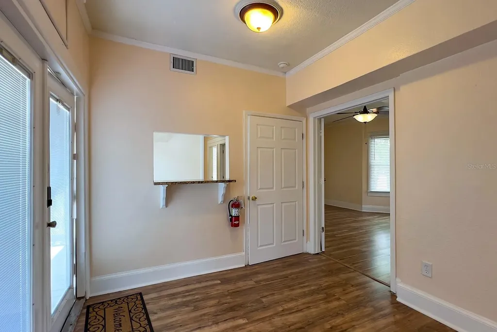 821 Emmett Street Kissimmee FL 34741