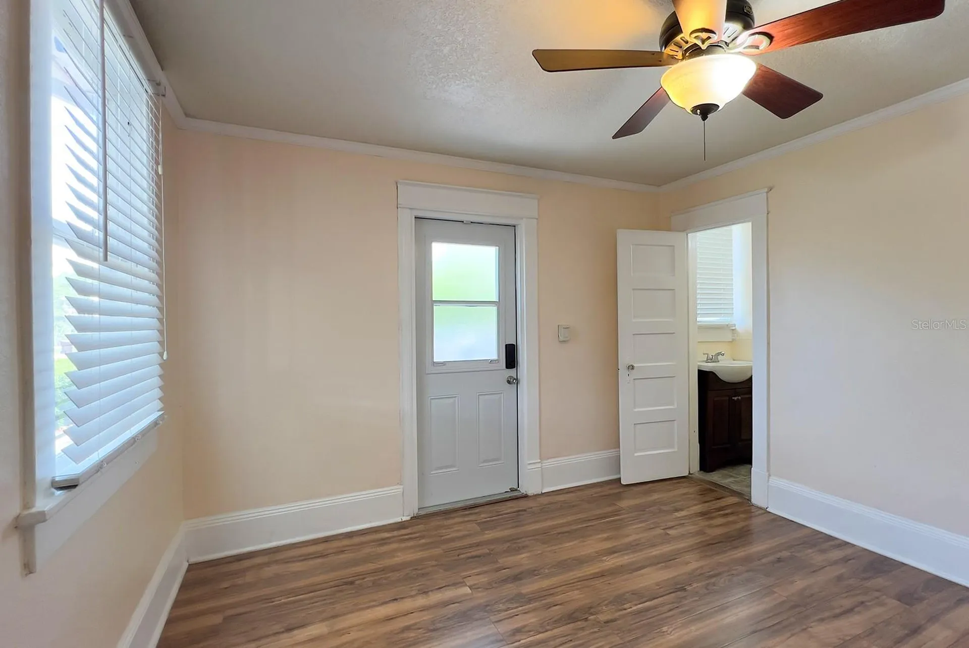 821 Emmett Street Kissimmee FL 34741