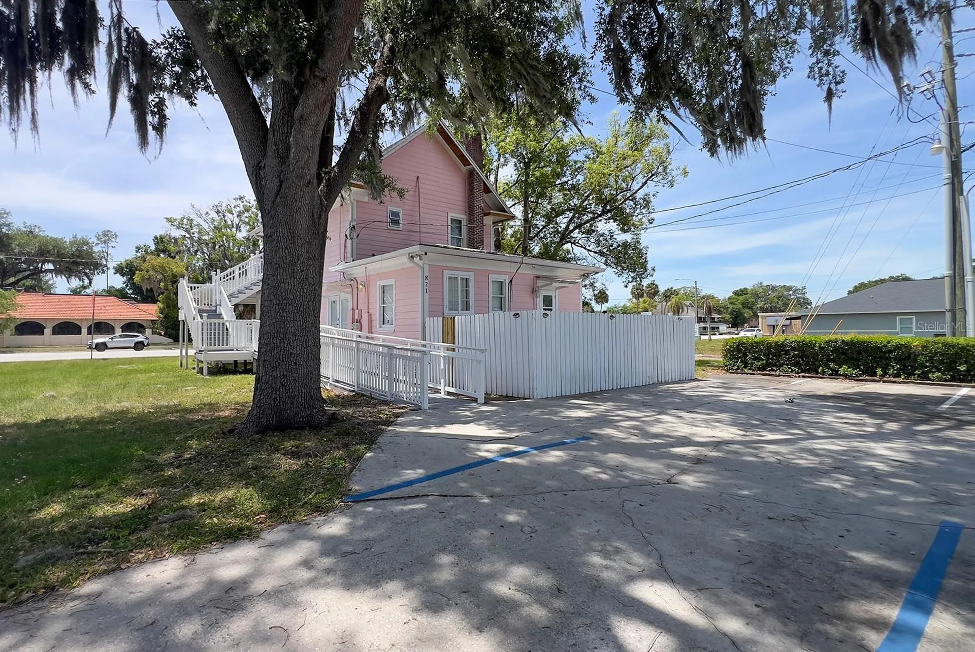 821 Emmett Street Kissimmee FL 34741