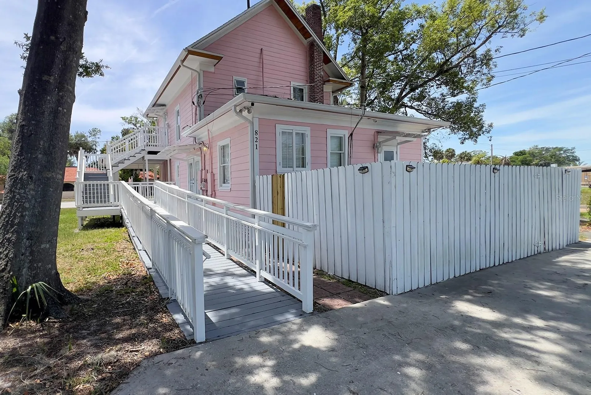 821 Emmett Street Kissimmee FL 34741
