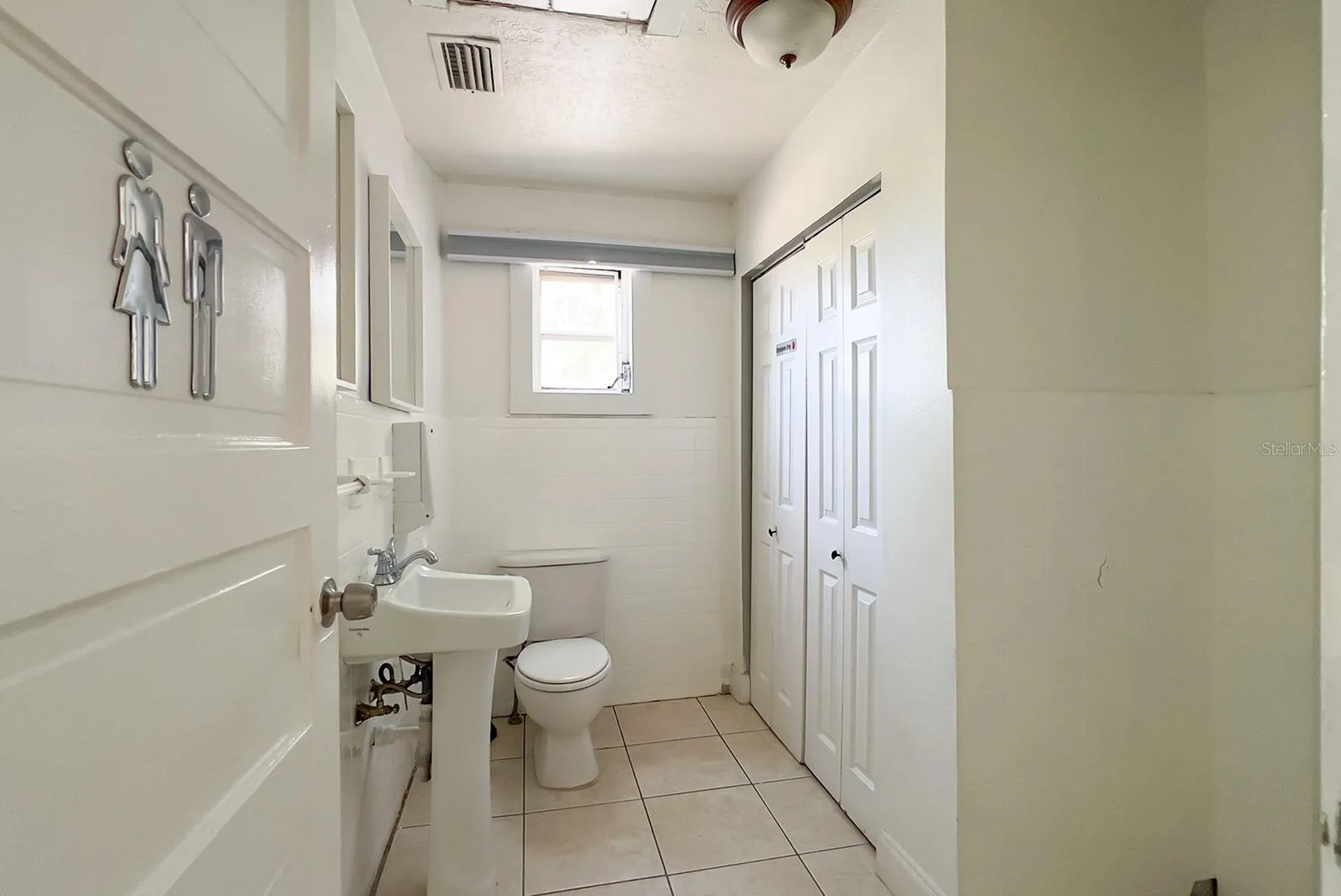 821 Emmett Street Kissimmee FL 34741