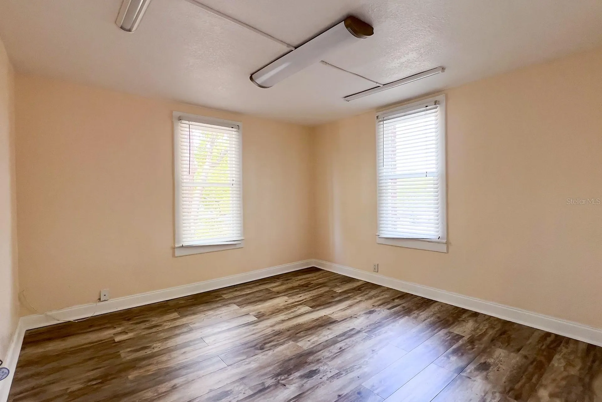 821 Emmett Street Kissimmee FL 34741