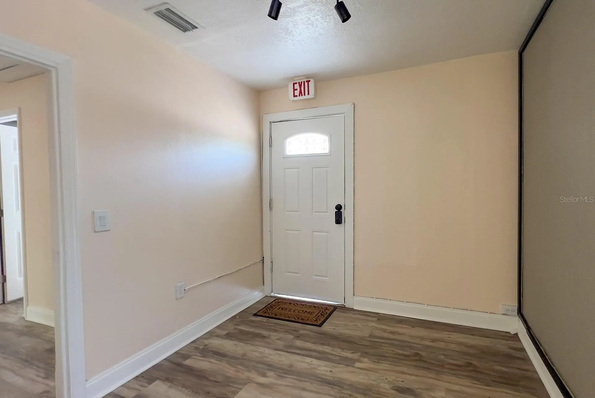 821 Emmett Street Kissimmee FL 34741