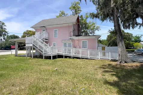 821 Emmett Street Kissimmee FL 34741