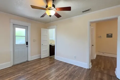 821 Emmett Street Kissimmee FL 34741