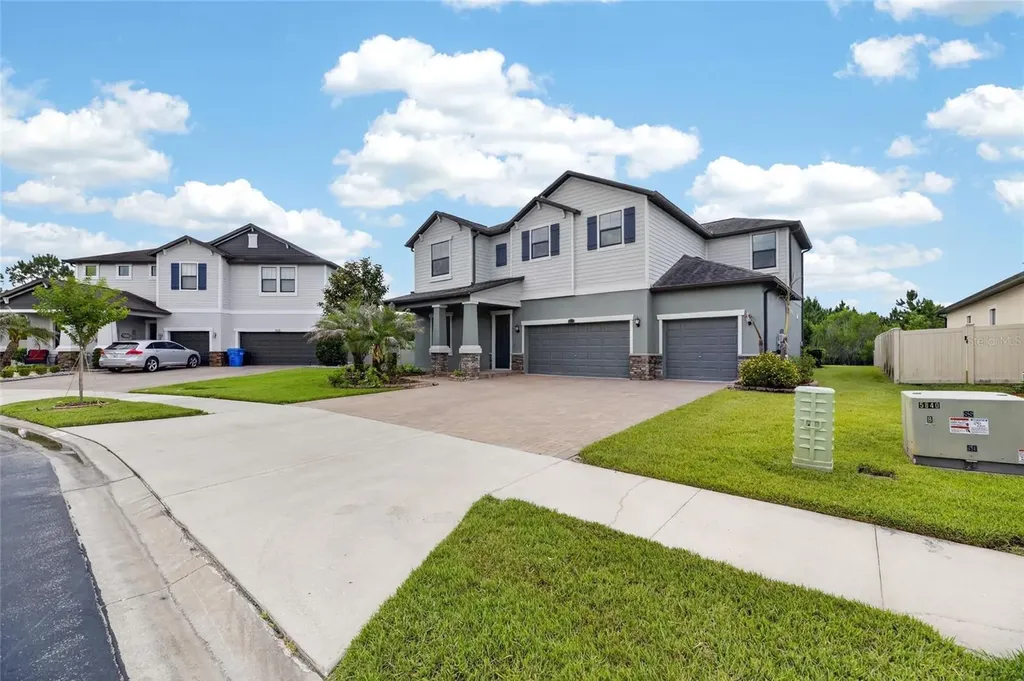 2905 Hilliard Drive Wesley Chapel FL 33543